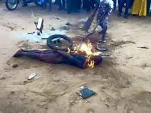 Schwuler in Nigeria lebendig verbrannt